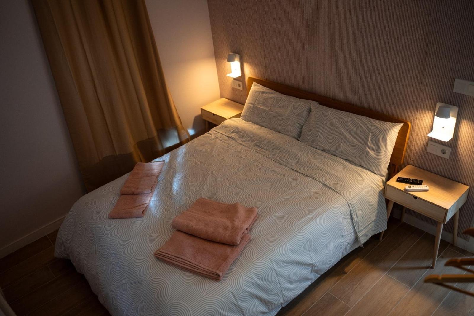 אלמרדה La Siesta Hostel מראה חיצוני תמונה