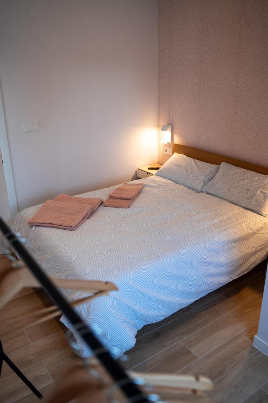 אלמרדה La Siesta Hostel מראה חיצוני תמונה