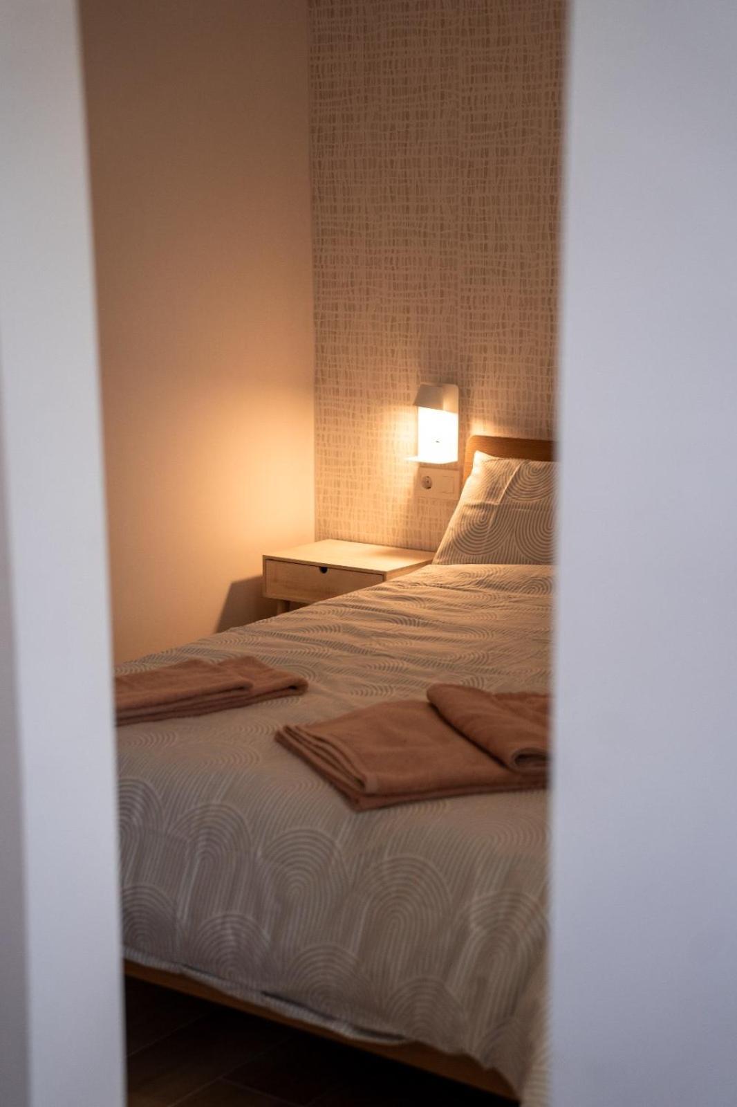 אלמרדה La Siesta Hostel מראה חיצוני תמונה