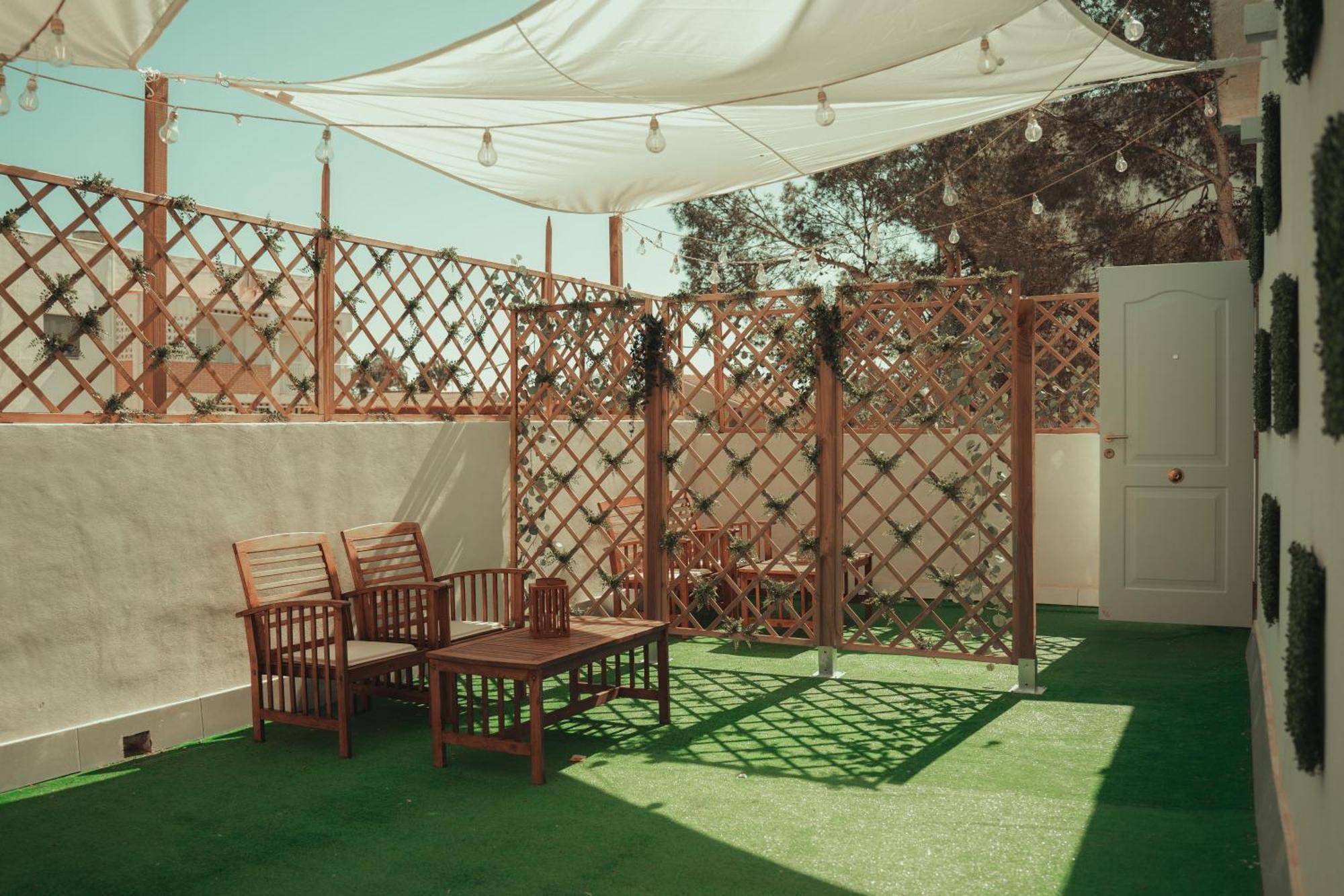 אלמרדה La Siesta Hostel מראה חיצוני תמונה